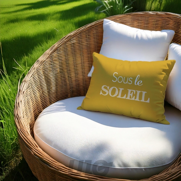 COUSSIN DEHOUS. COMPRESSE 40x60 CM POLYESTER IMPRIME DEPERLANT SOLEIL DES PLACE