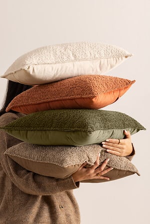 Coussin bouclette Soana 30 x 50 cm ivoire