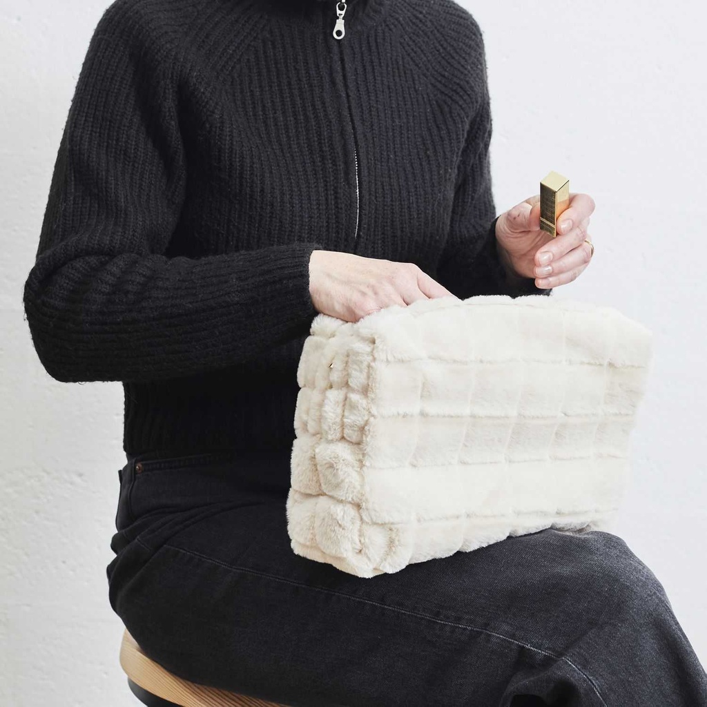 TROUSSE FLUFFY FAUSSE FOURRURE M12