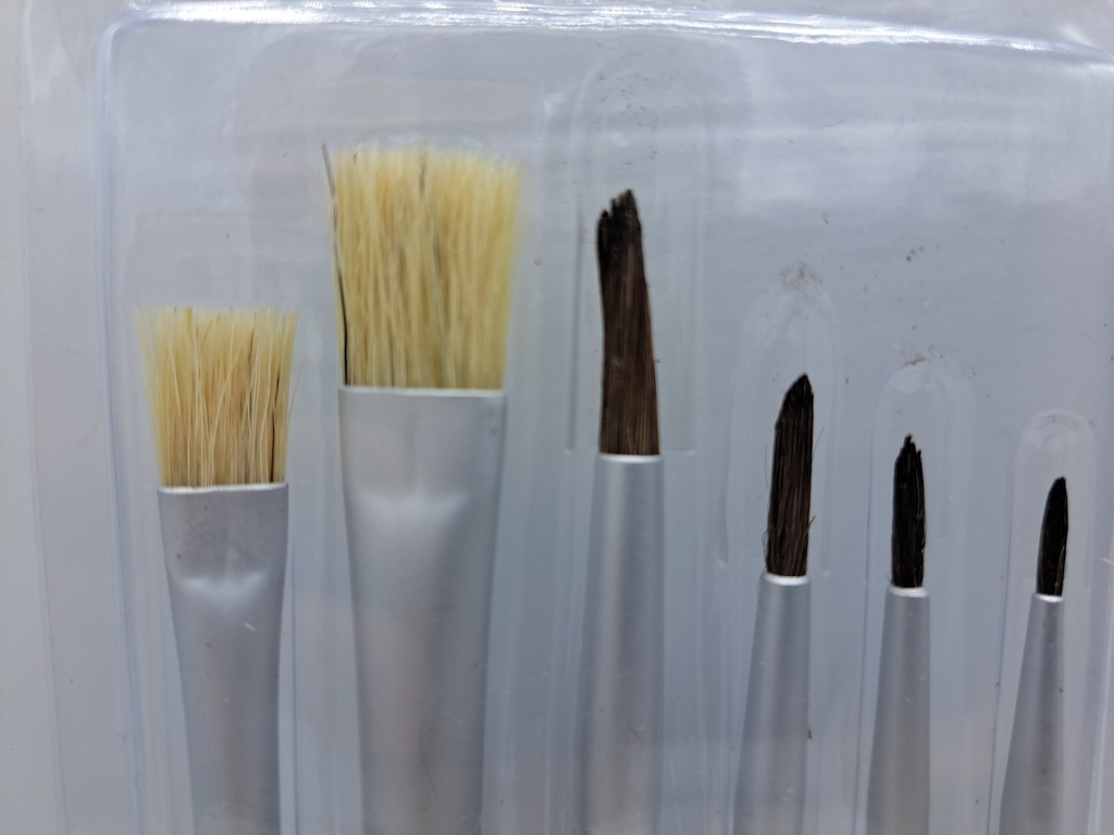 SET 6 PINCEAUX 2-4-6-10 PL 8-1