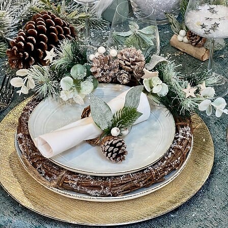 ASSIETTE PRES RD BOIS OR 33CM