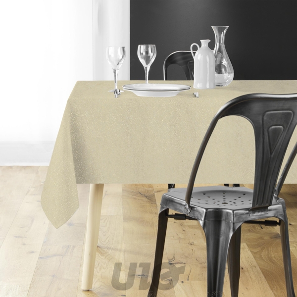 NAPPE RECTANGLE EN POLYESTER - 140x240CM - UNI AVEC FILS MÉTALLISÉS STRASS OR
