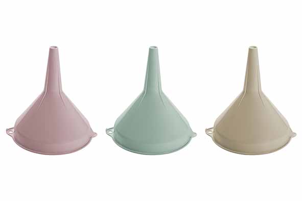 Hega Hogar Entonnoir Plastique D.8cm - 3 Couleurs Disponibles