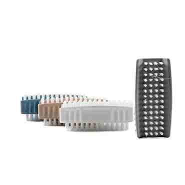 BROSSE À ONGLES EN PLASTIQUE